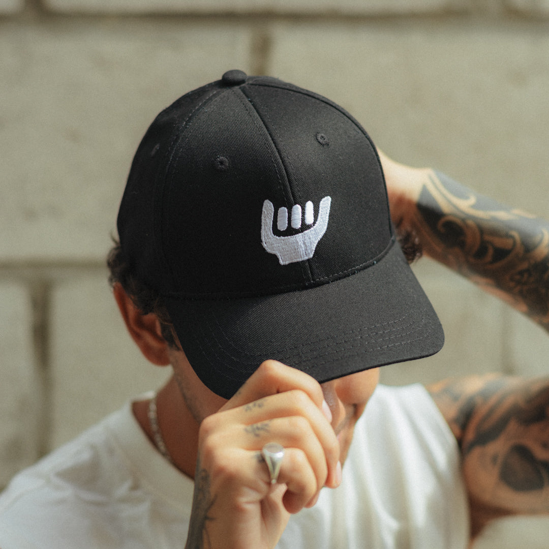 GORRA SHAKA BLACK