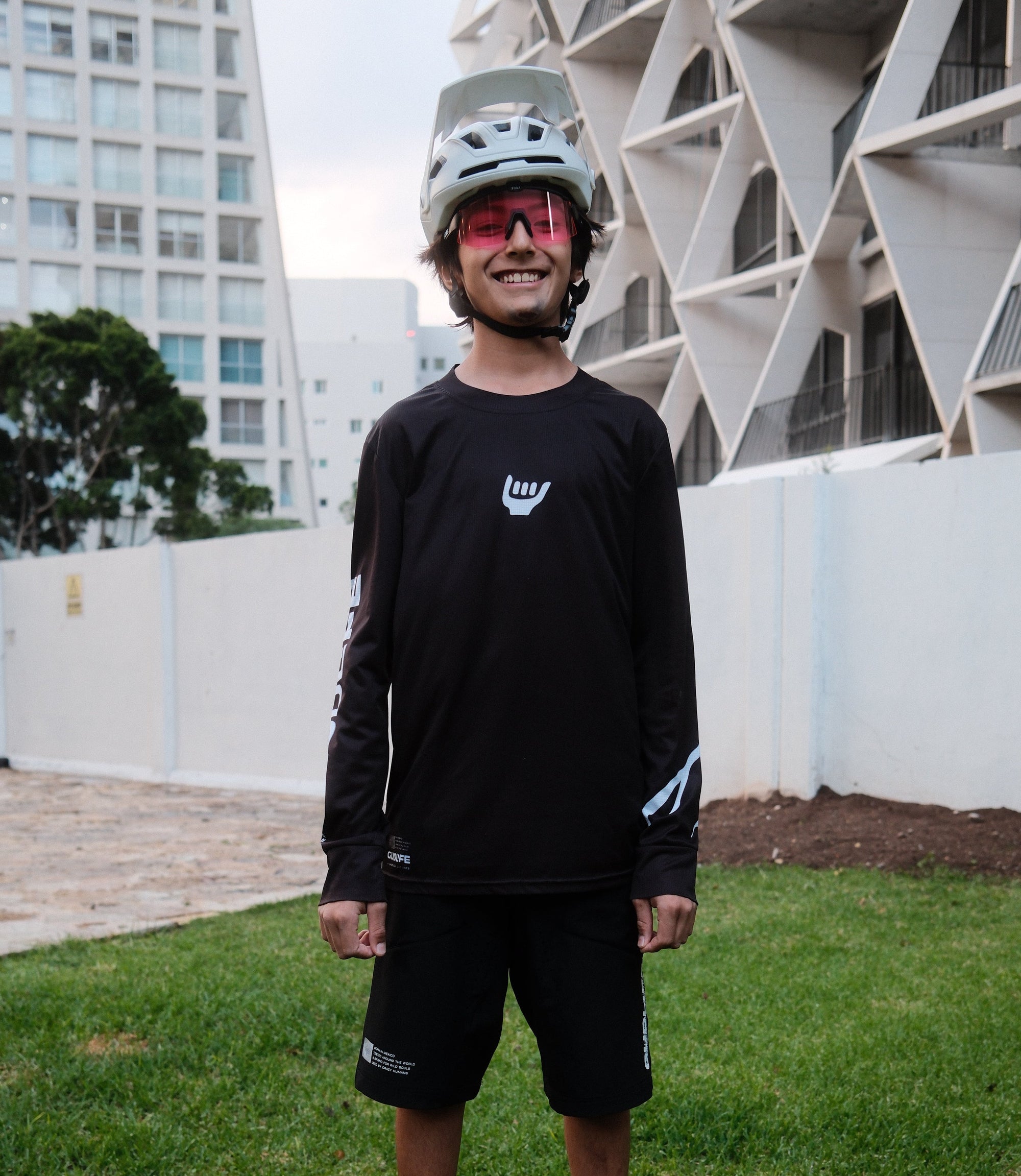 TECH SHORTS KIDS BLACK