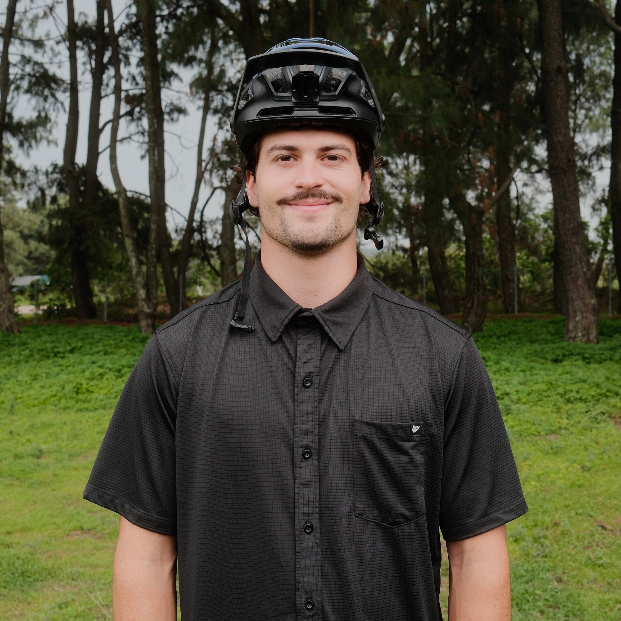 TECH PARTY SHIRT BLACK RELAX FIT